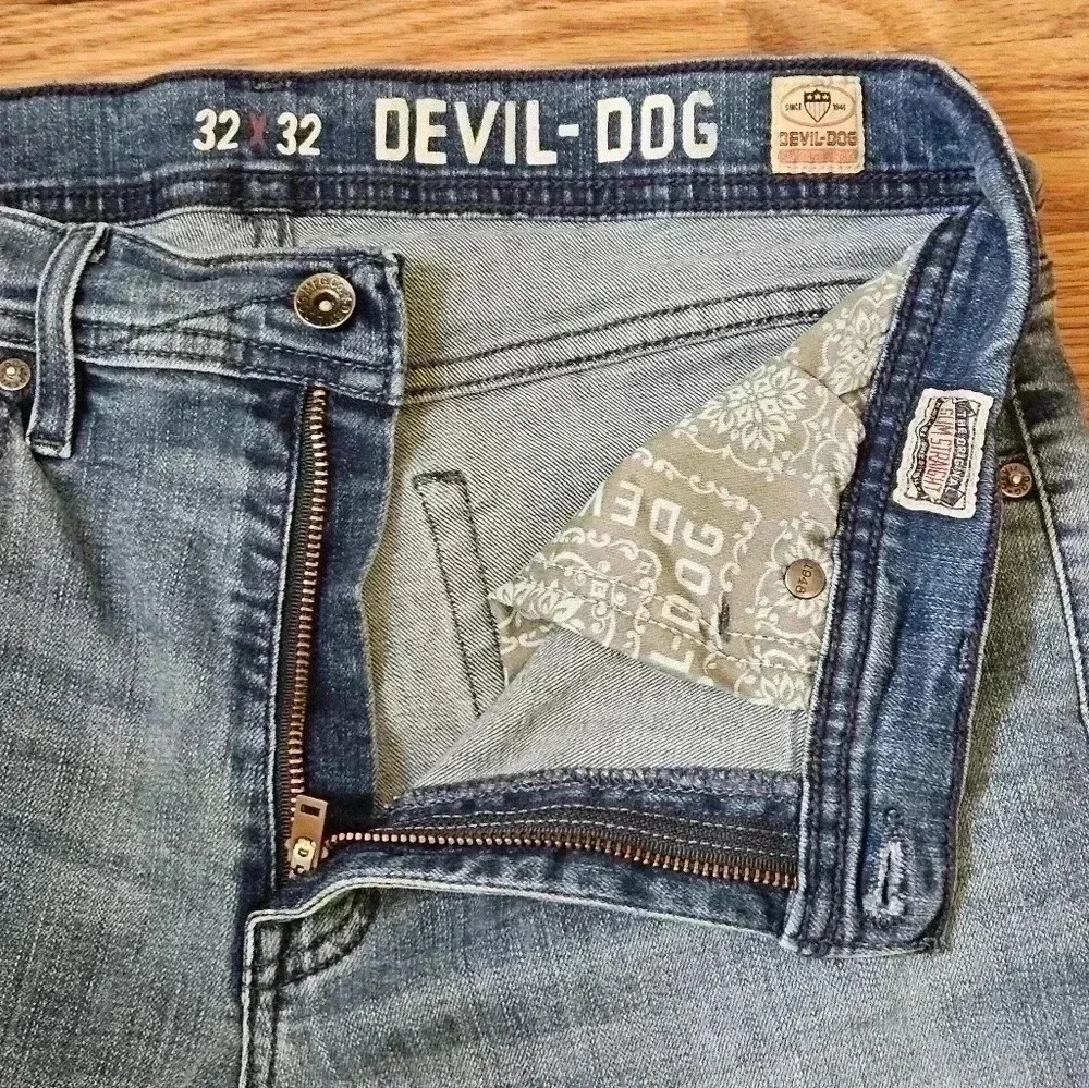 Devil Dog Slim Straight Jeans Size 32×32 Amazing Used Condition